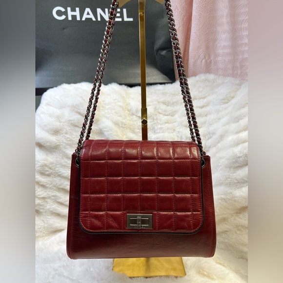 CHANEL Burgundy Square Quilt Accordion Flap Bag-63111012 - Picture 1 of 11
